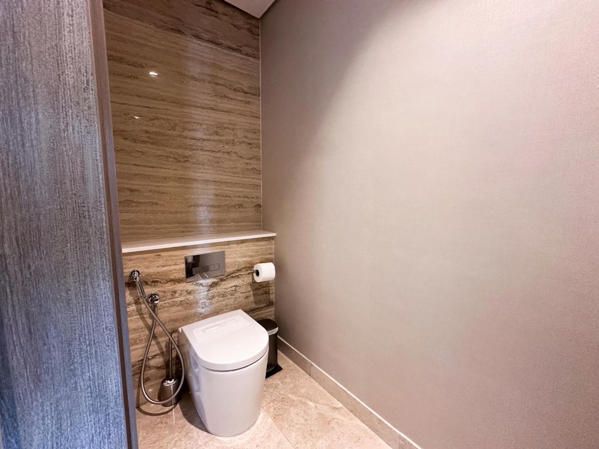 Chic 1-bedroom In Sterling Tower, Downtown - 17ab05 Dubai